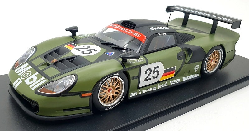 PORSCHE 911 GT1 1996 1:18