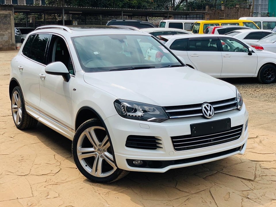 Vw Touareg R Line 2013 , 3.0 TDI 180 kw 237.000 km