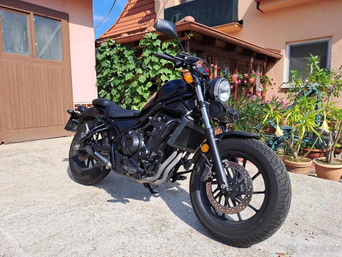 Honda rebel