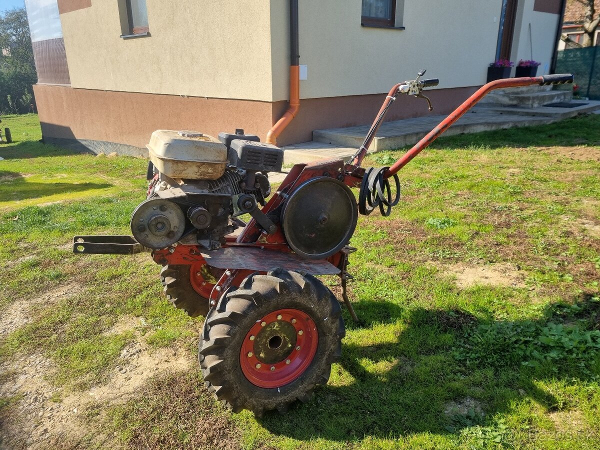 Malotraktor- Kultivátor MS  s vlečkou