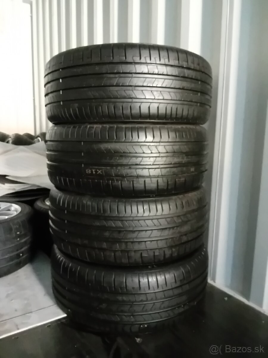 Úplne nové pneu 275/40R22 Pirelli Pzero