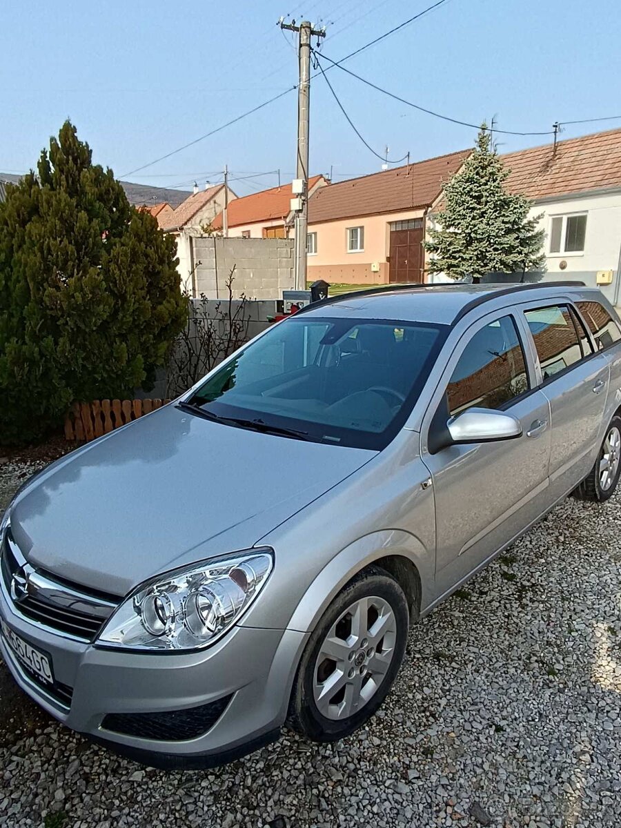 Predam opel astra  17dt combi