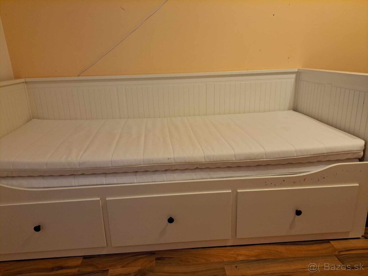 Ikea posteľ Hemnes