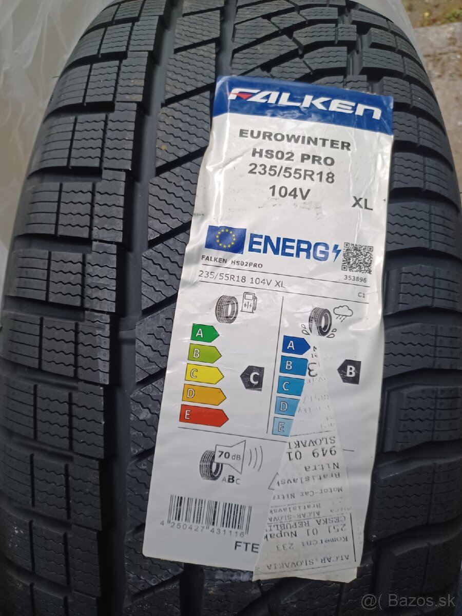 Zimne pneu. Falken Eurowinter R18