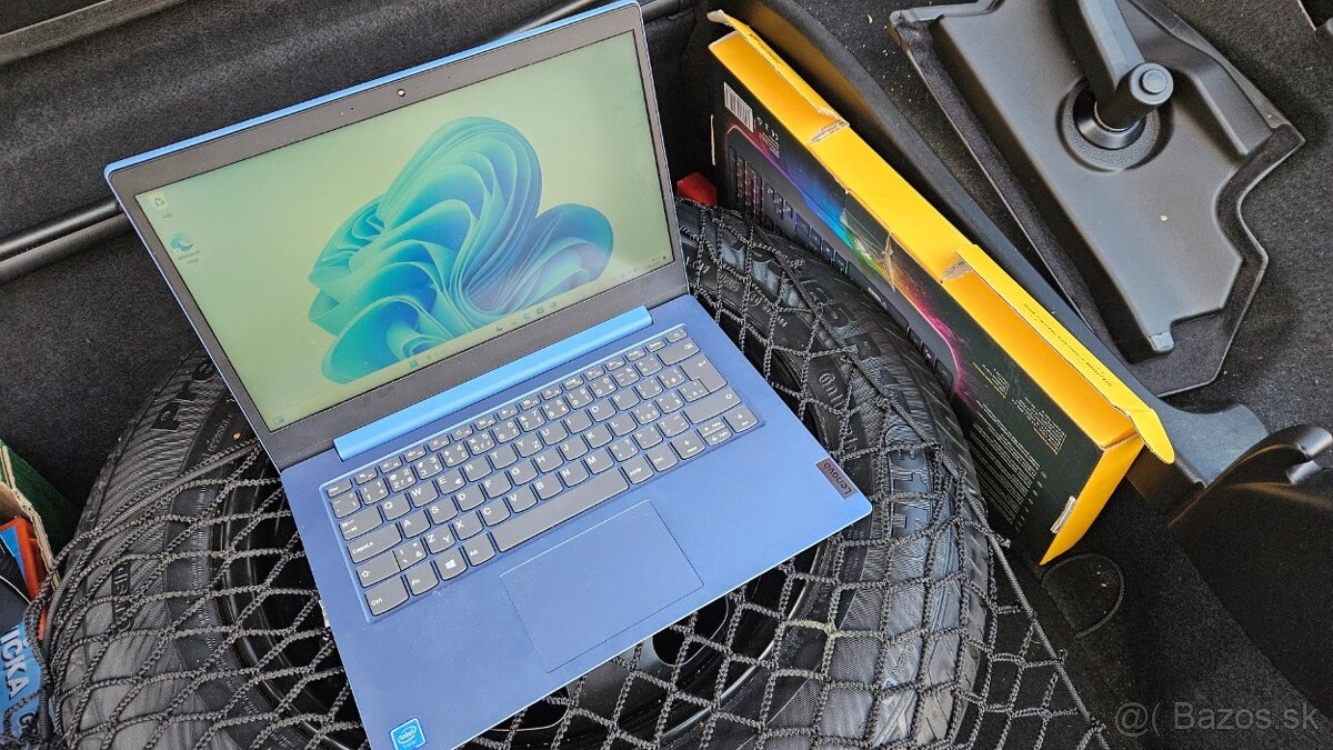 Zachovalý Notebook Lenovo ideapad 1