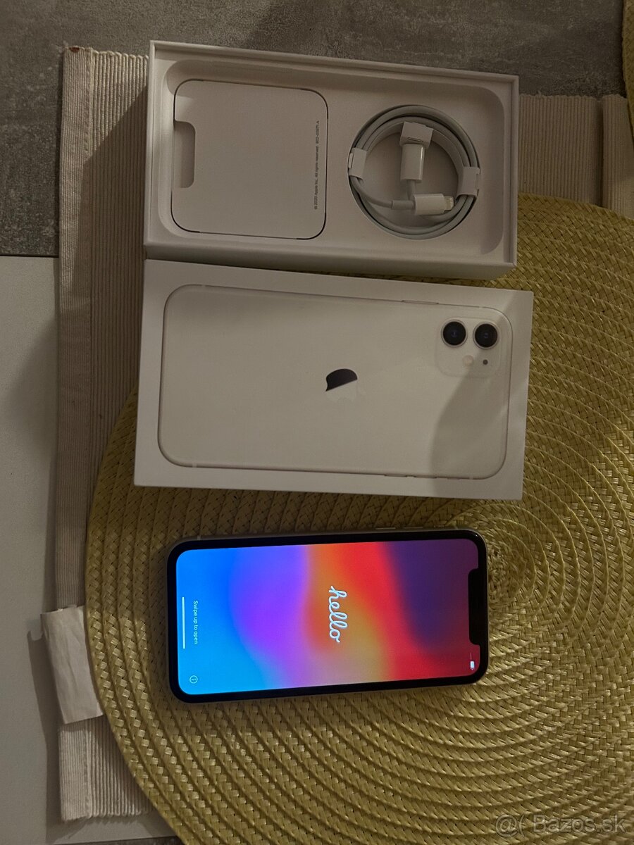 iPhone 11 white 64GB