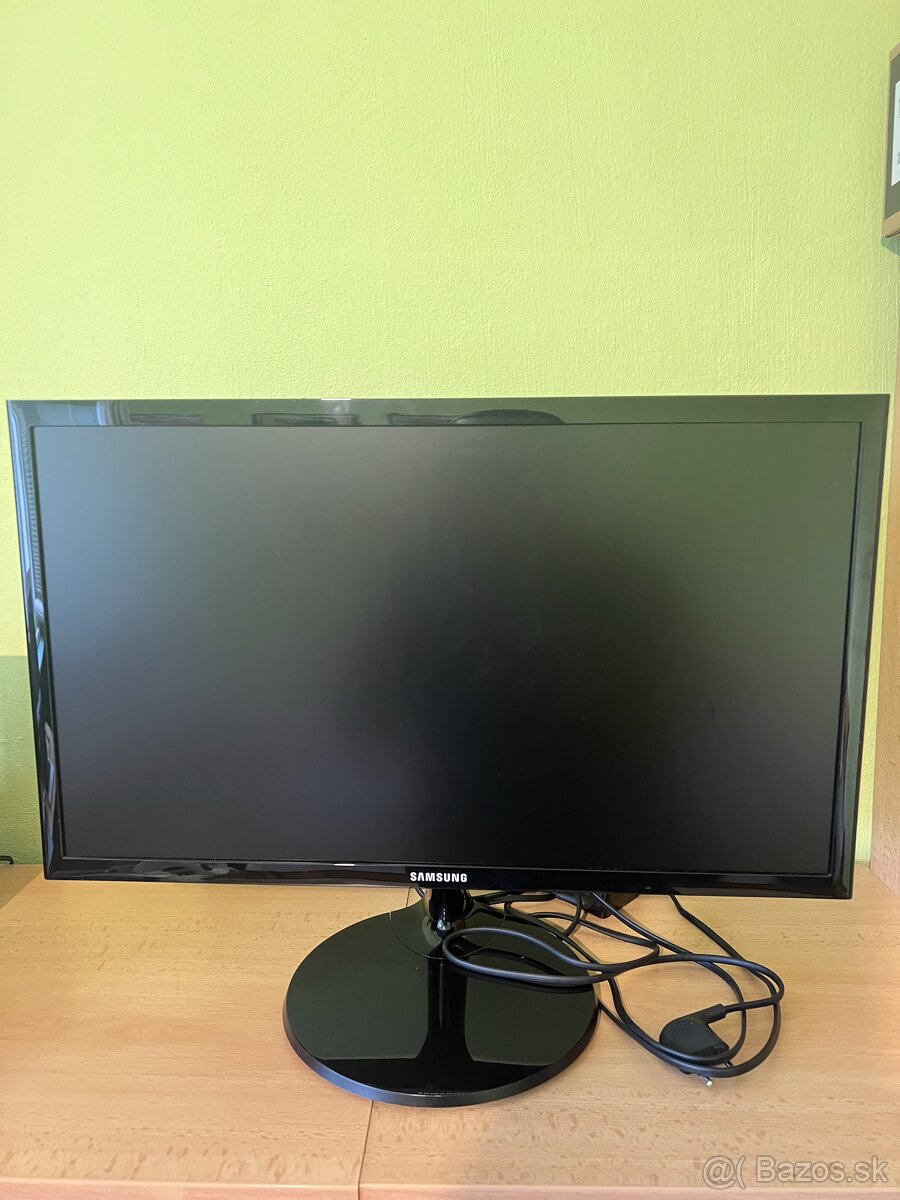 21.5" Samsung S22F350HU Monitor