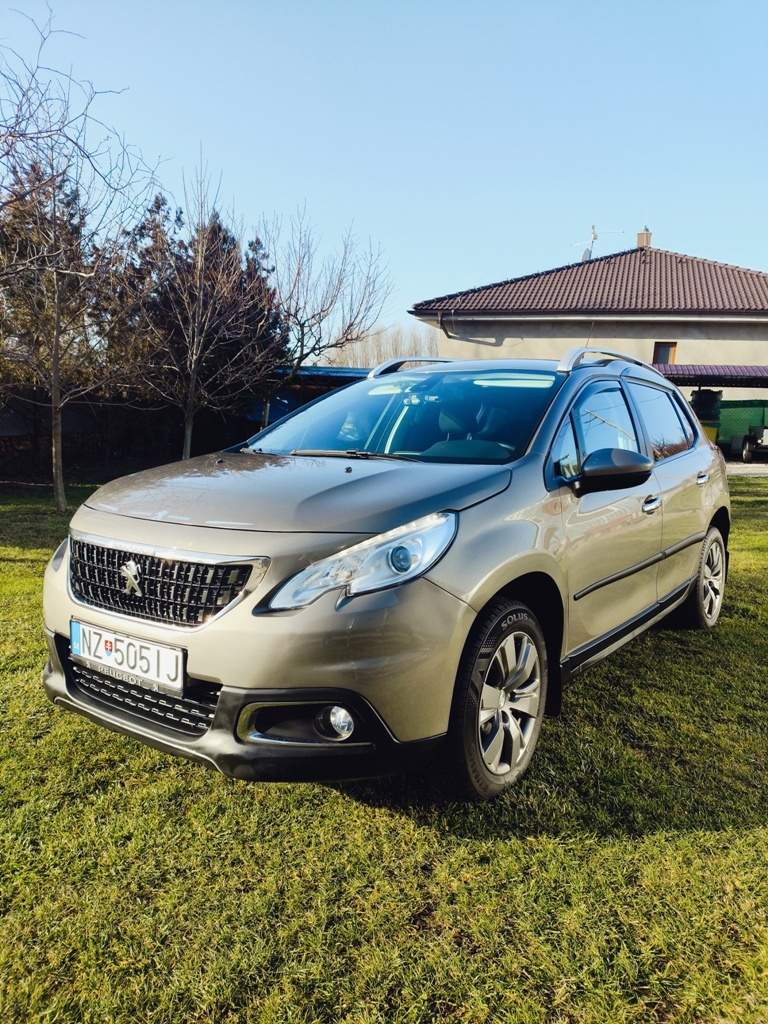 Peugeot 2008 1.2i PureTech