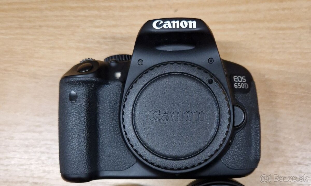 CANON EOS 650D Telo