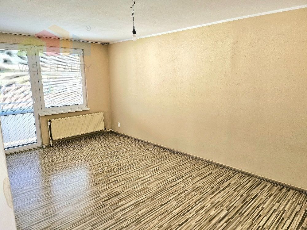 3 izbový byt BOBOT / VEĽKOMETRÁŽNY 84 m2 / LOGGIA / KOMPLETN