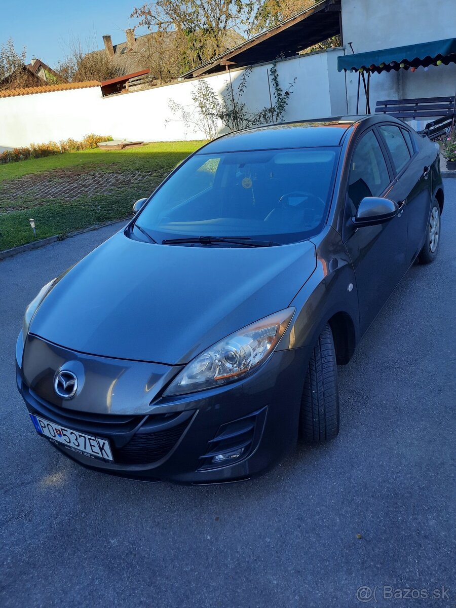 Mazda 3, 1,6d 85kw sedan