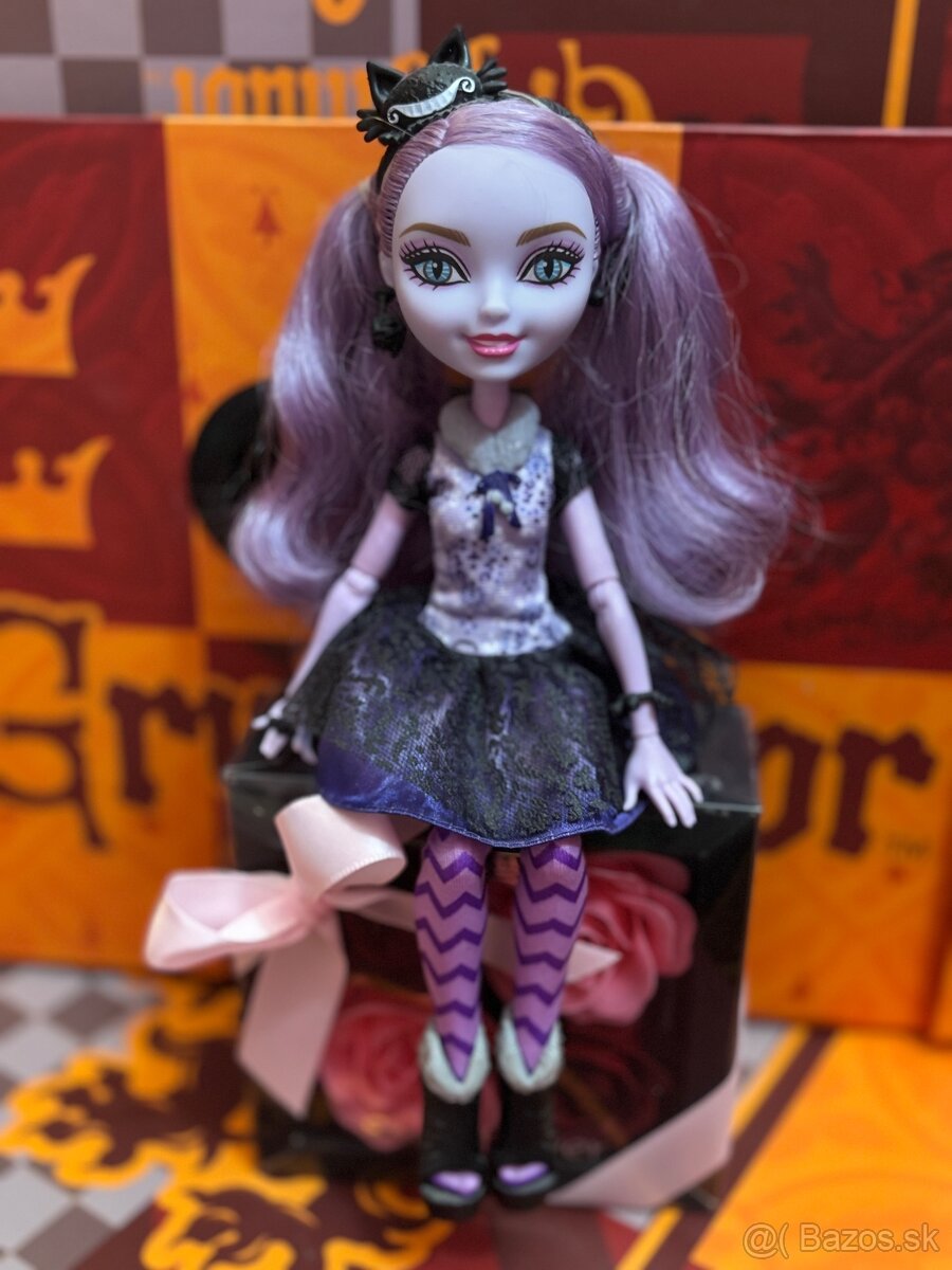 Bábika EVER AFTER HIGH Kitty Cheshire