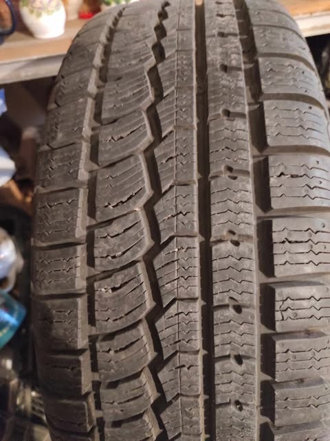 predám zimne pneumatiky 195/50 R15