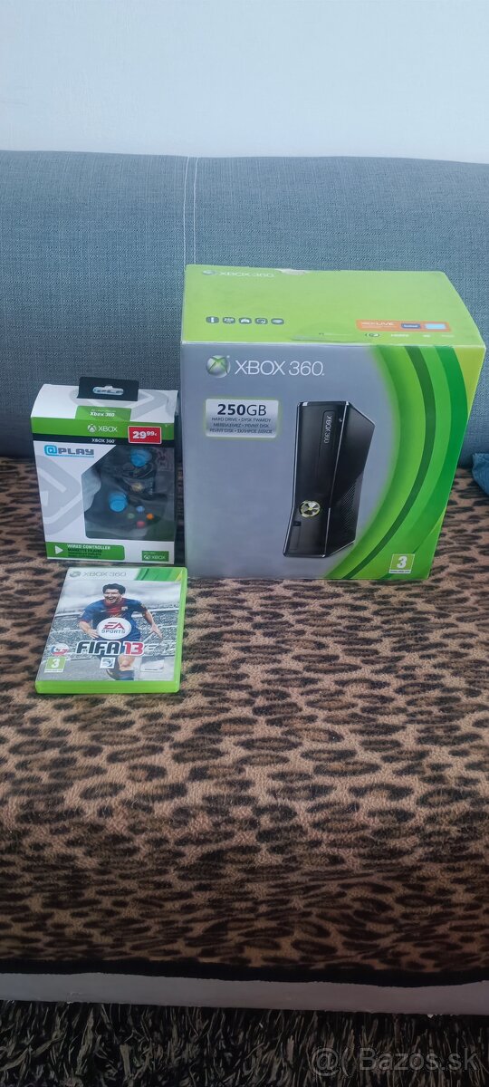 Herná konzola XBOX 360