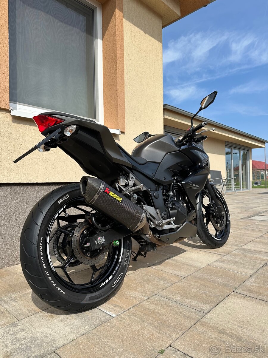 KAWASAKI Z300