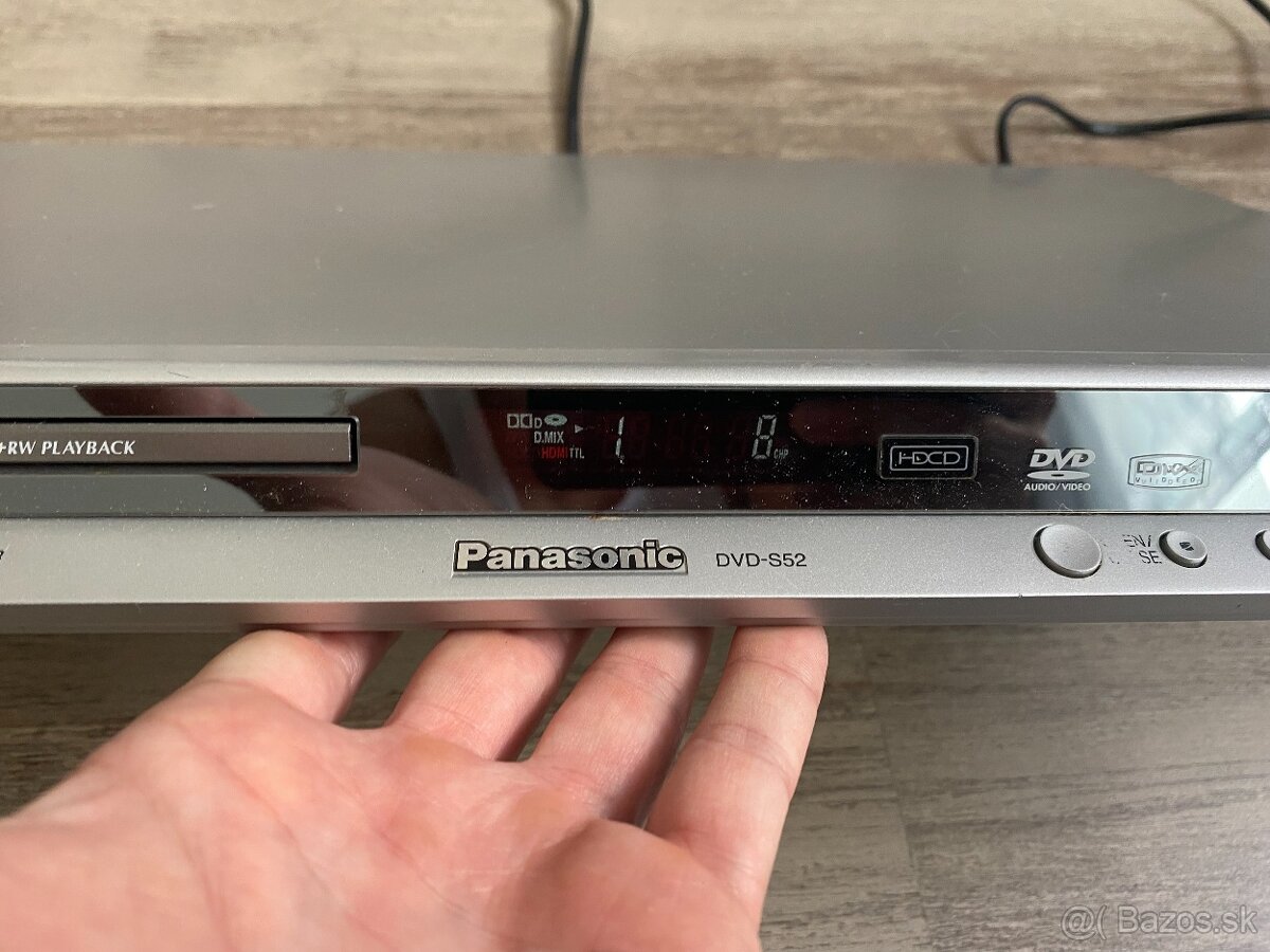 DVD prehrávač Panasonic  DVD-S52