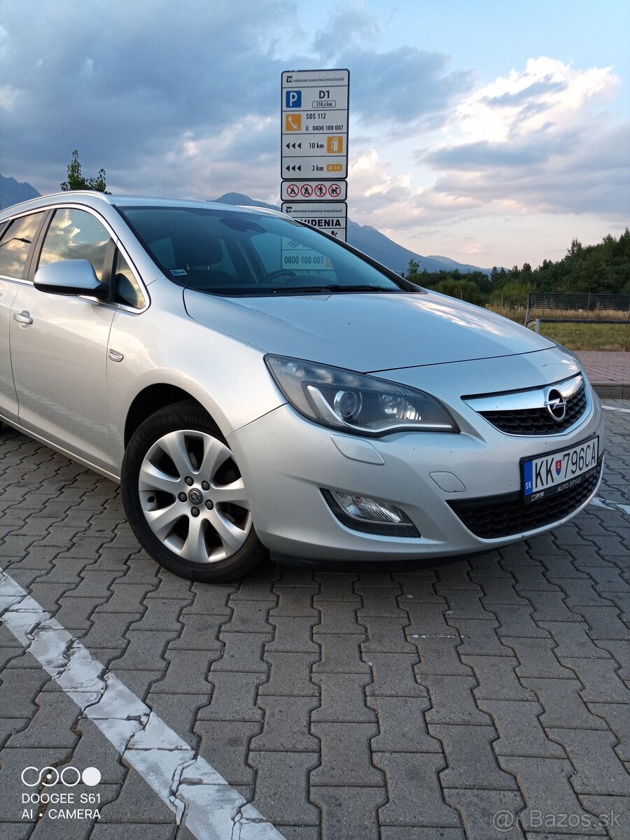 Opel Astra sports tourer