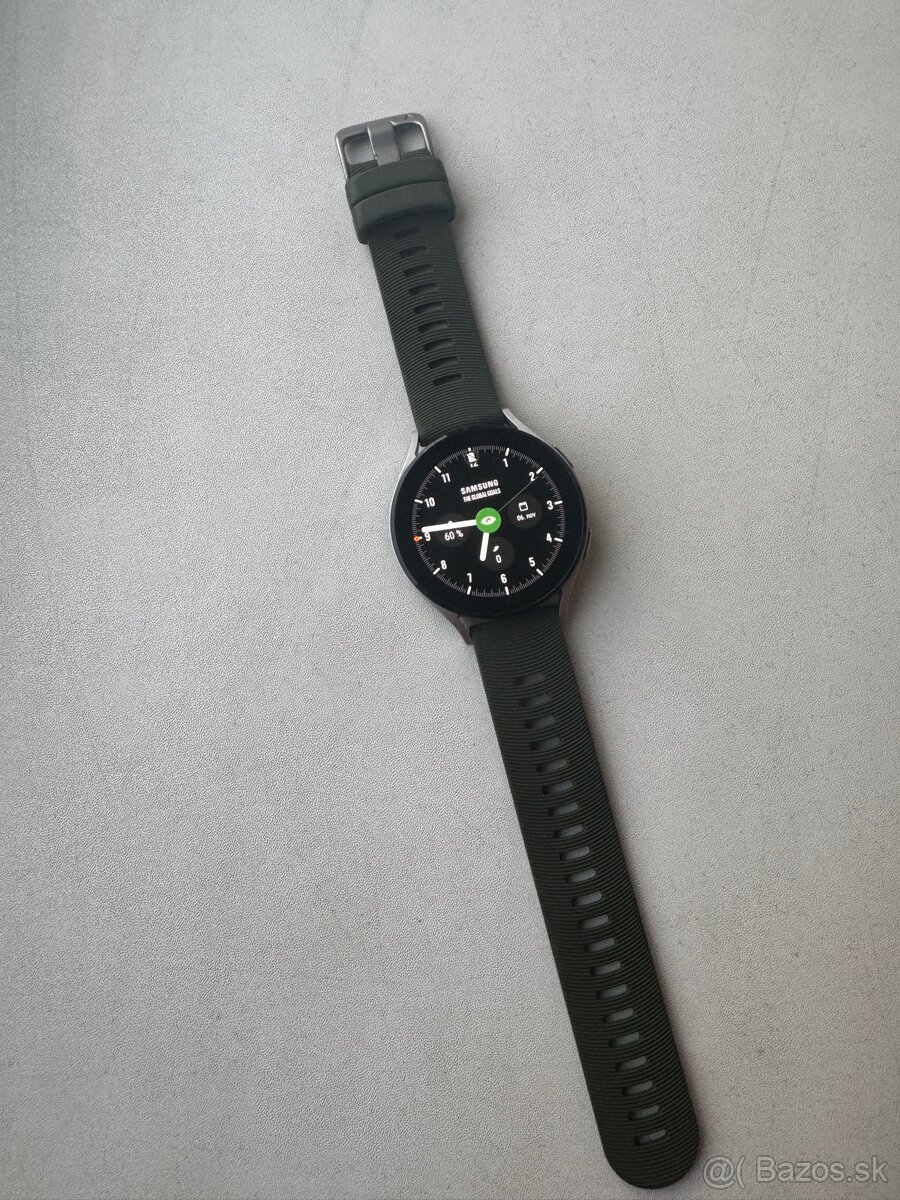 Predám Samsung Galaxy Watch 4 (44mm)