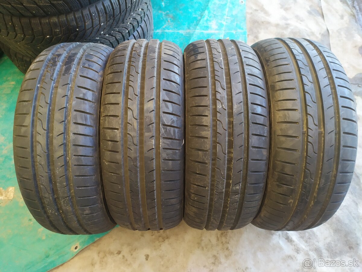 Letné pneu 185/55R15 Dunlop