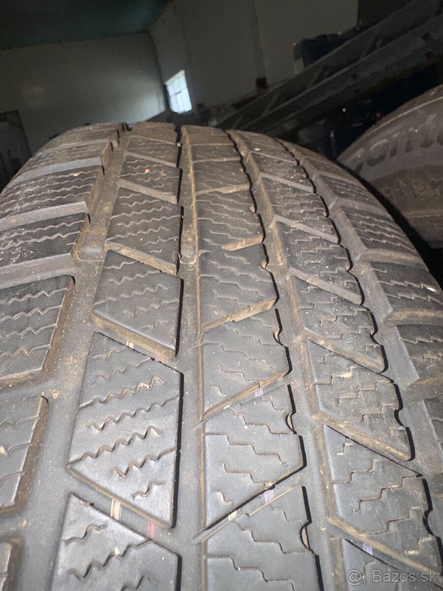 215/65 r16