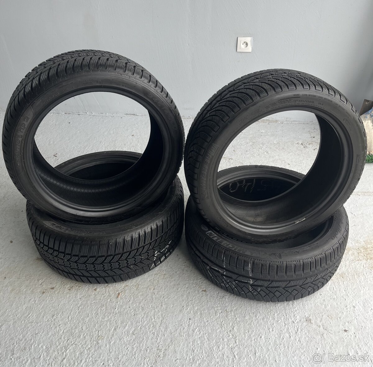 225/45 R18 & 245/40 R18 Michelin Zimne