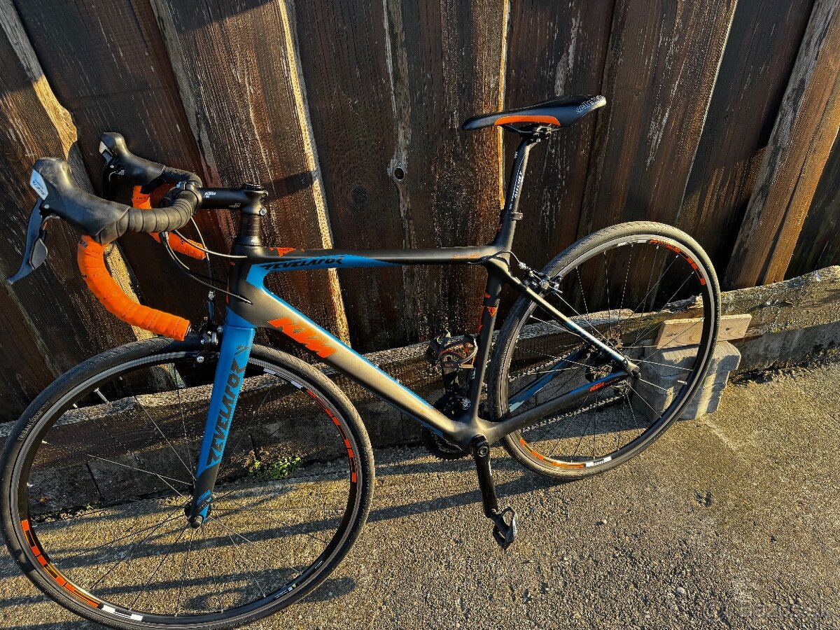 Ktm revelator