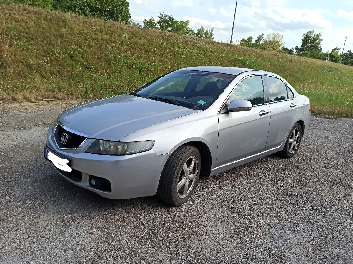 PREDAM HONDA ACCORD 2.2 CTDi (diesel) 2004, sedan