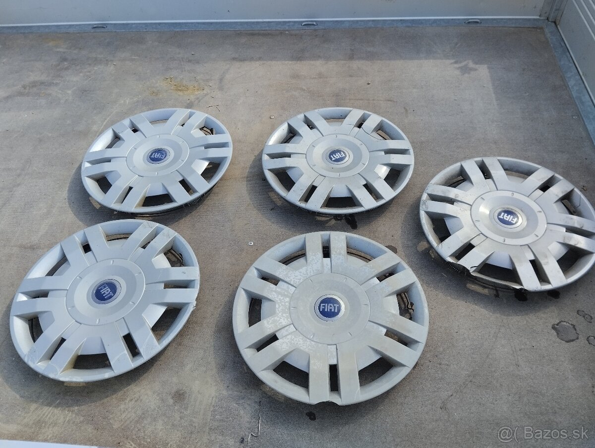 15" Puklice Fiat Stilo