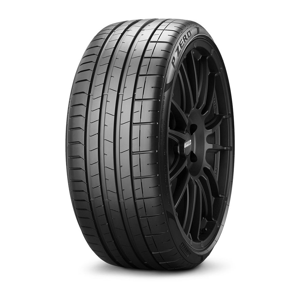 Pirelli P Zero 225/40 R18 DOT 1921