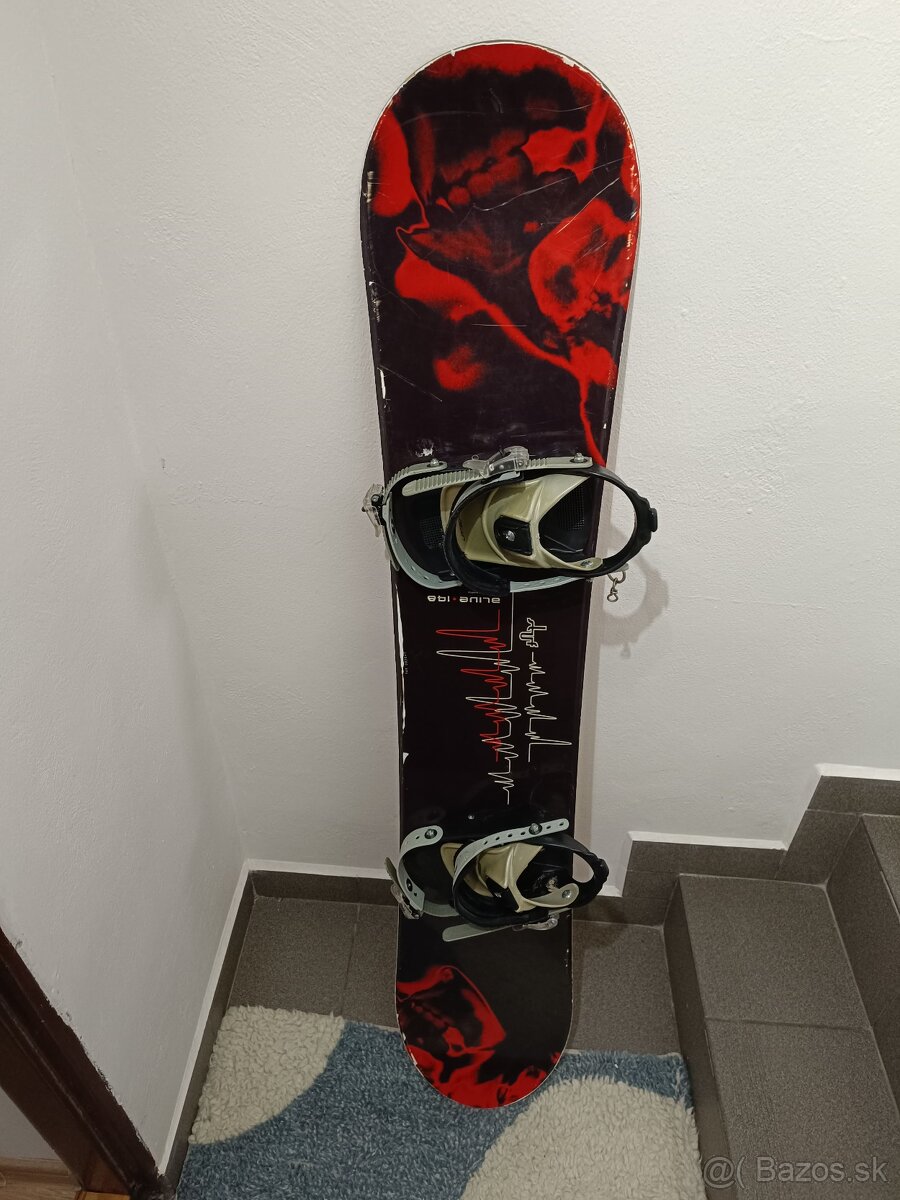 Predám snowboard 148cm