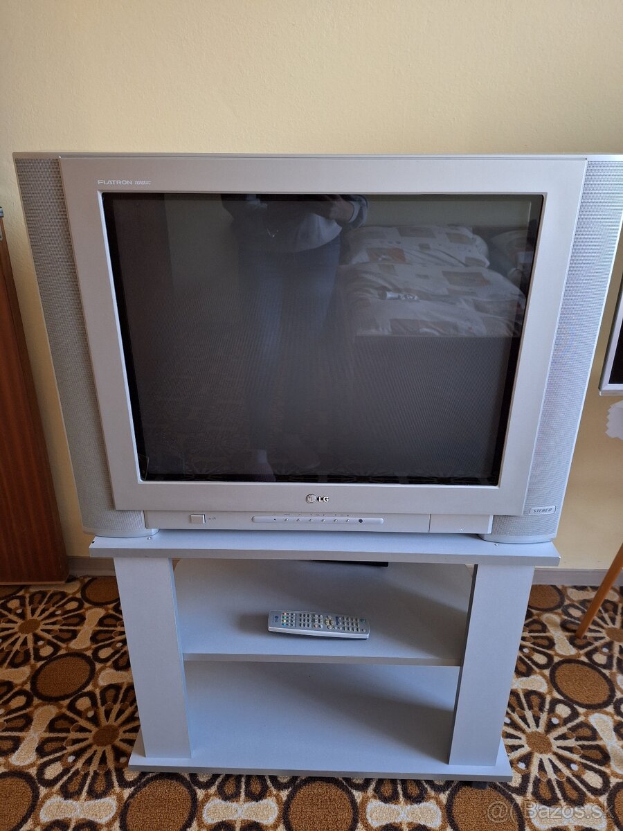 Televízor LG Flatron 100HZ