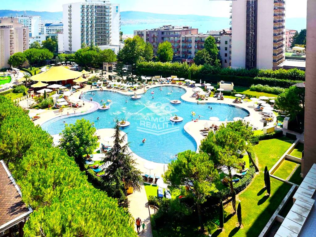 Predaj, 2 i apartmán v 5 SPA rezorte Barcelo Royal Beach, BU