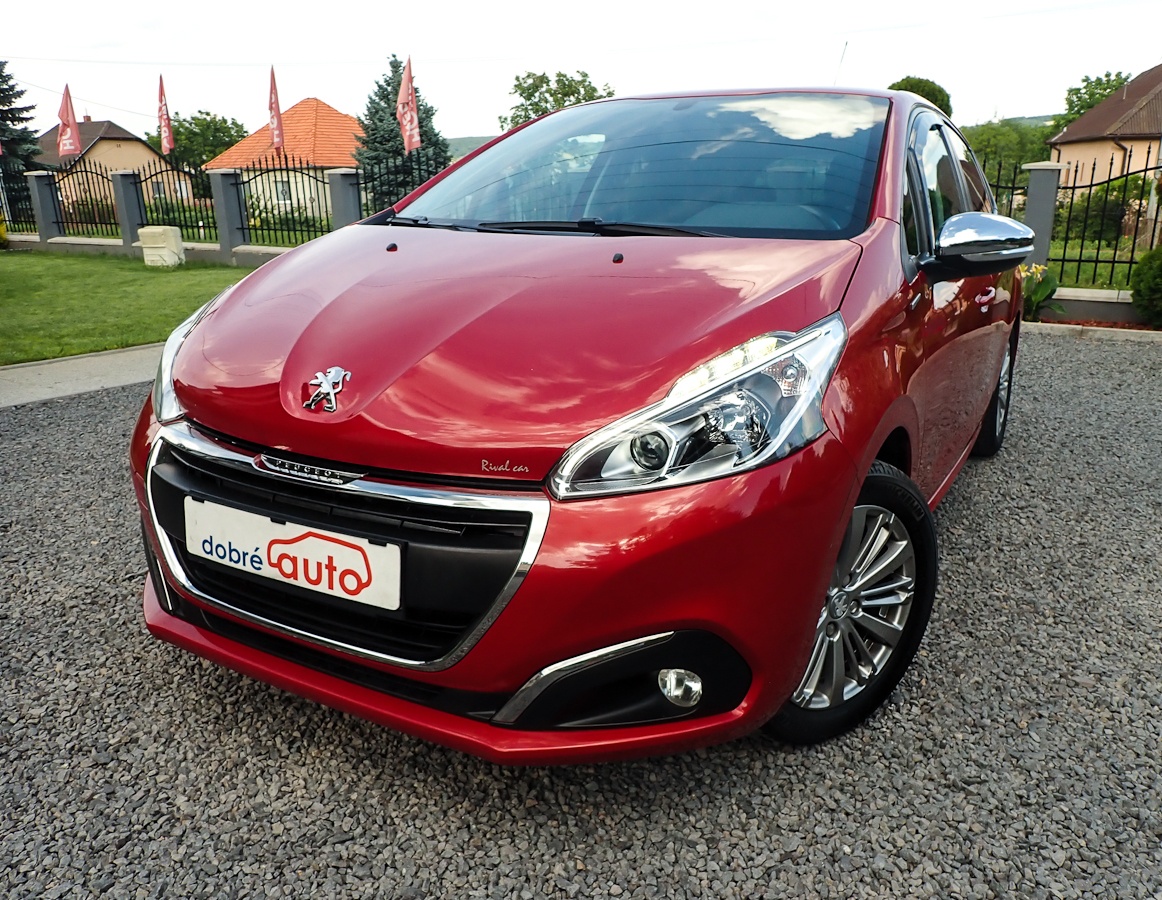 PEUGEOT 208 1.2 BENZIN 12/2017 50tis km LED KLIMA STK