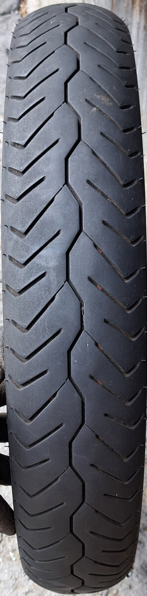 100/90 R19 pneu