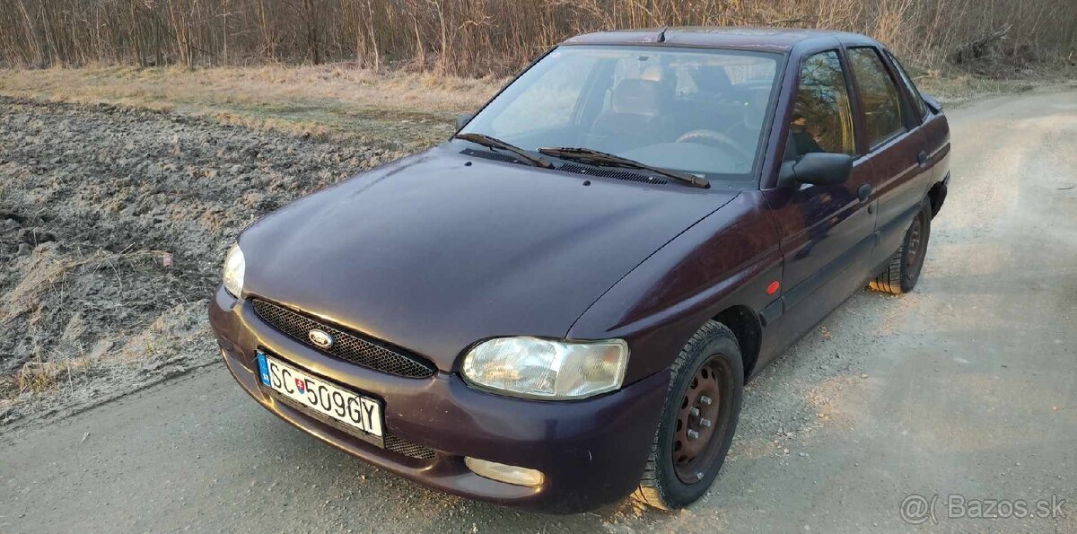 Ford escort 1.6 16v zetec abs el. Okná stk ek