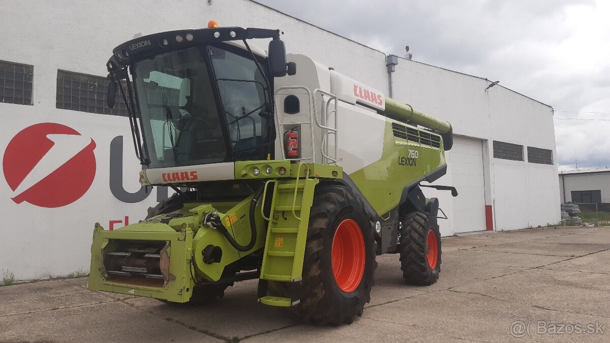 CLAAS Lexion 760 + Vario 930