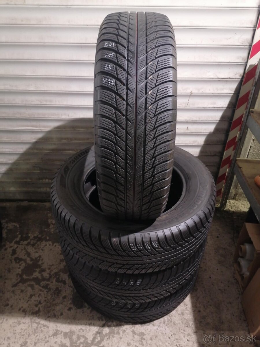 Bridgestone zimné 215/65/R17