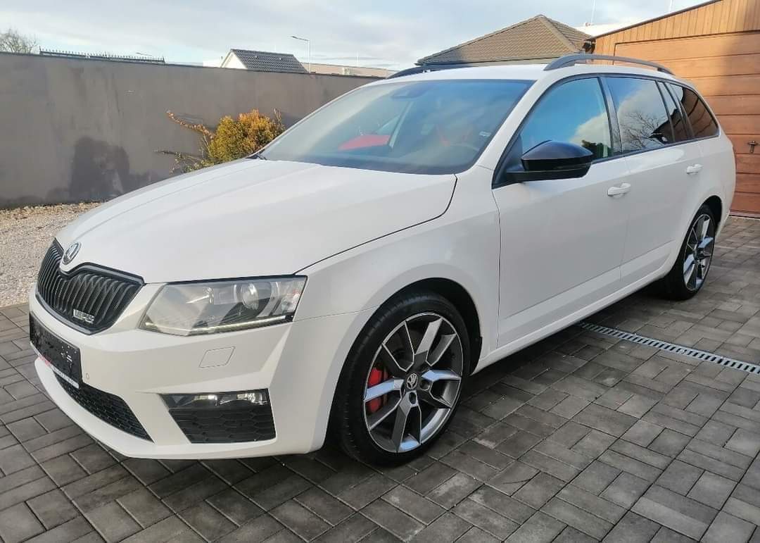 Škoda Octavia Combi 2.0TDi RS DSG6 Canton 2014