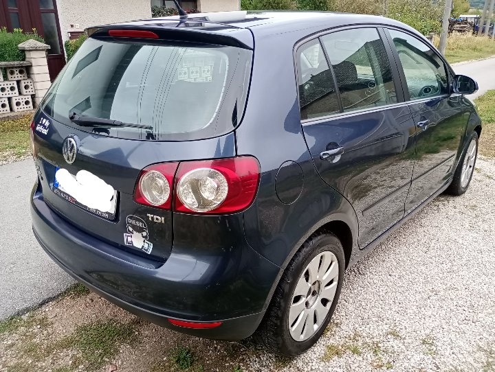 Predám Volkswagen golf 5 plus