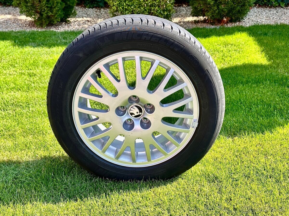 Alu disk Škoda 5x100 R16.