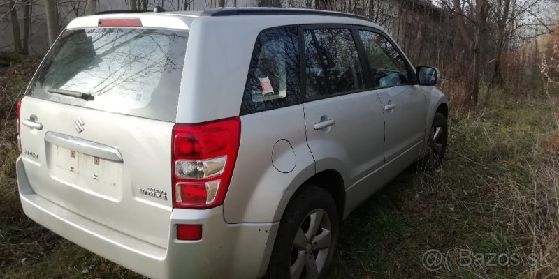 Suzuki Grand Vitara 2.4 i