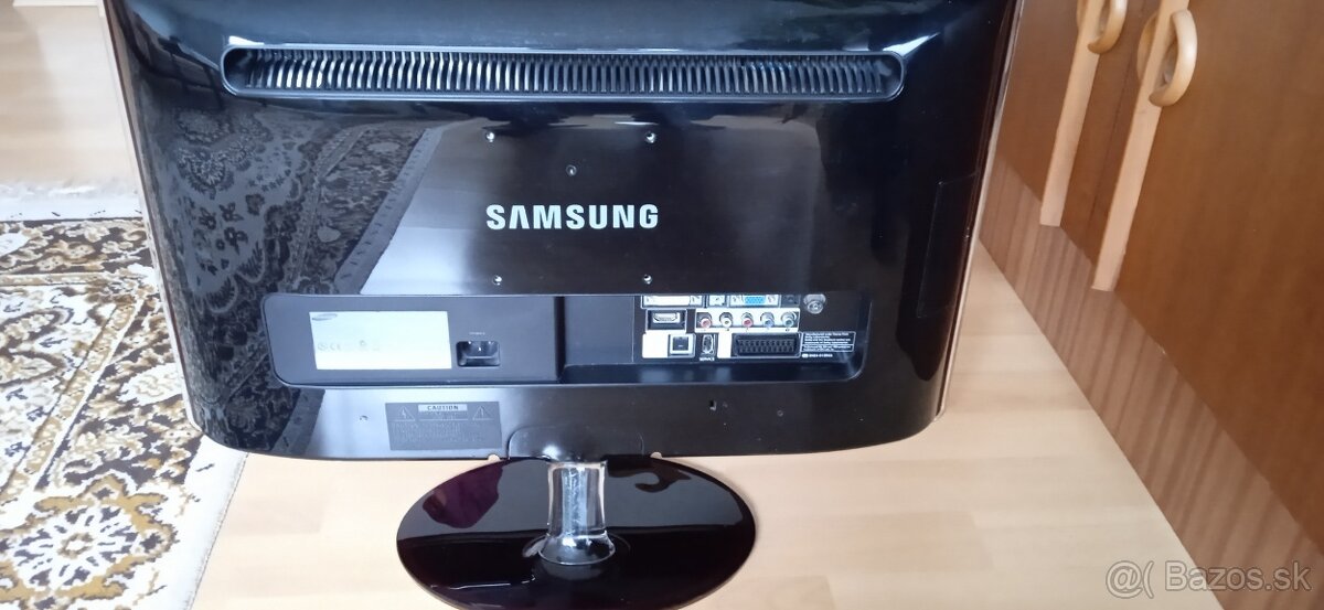 LCD monitor Samsung