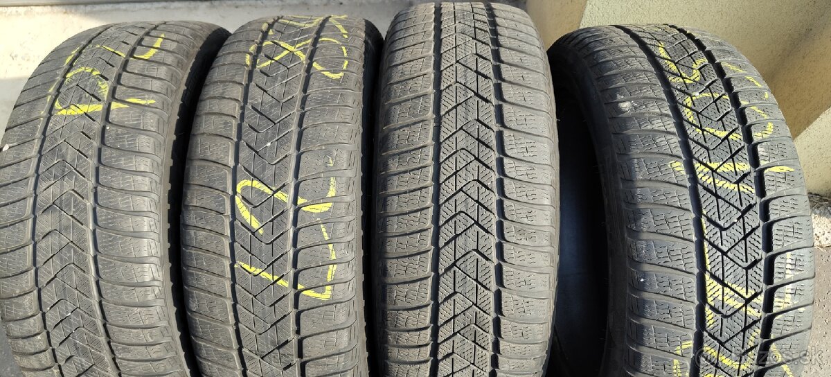 Zimné Pirelli SottoZero 3 Winter 245/50/19 105V