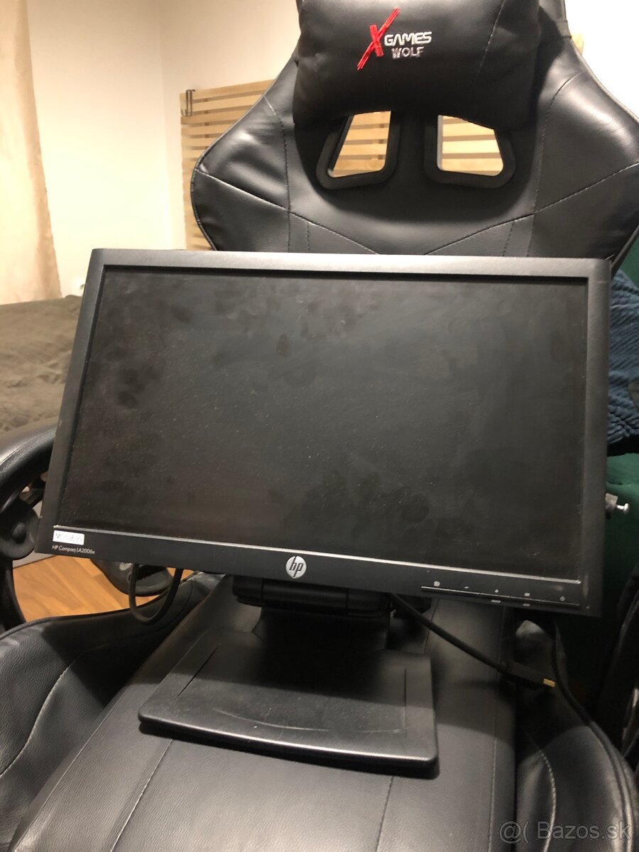 LCD monitor HP