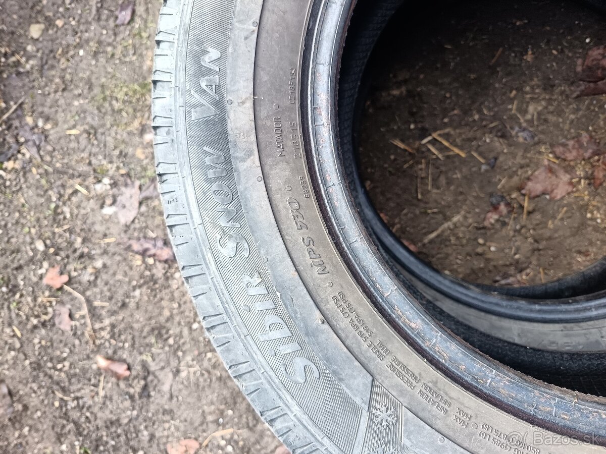 Predám gumy 195/70r15c