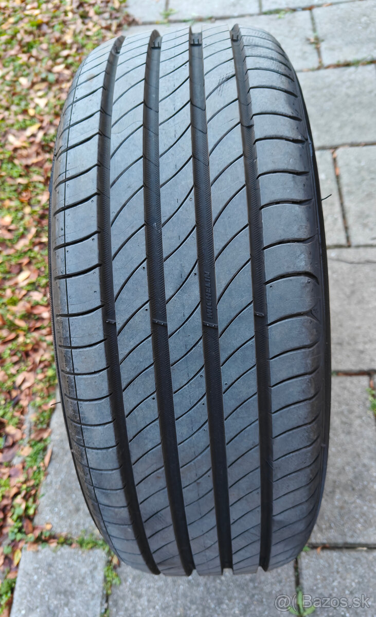 Predam takmer nove letne pneu Michelin Primacy 4 195/55 R16