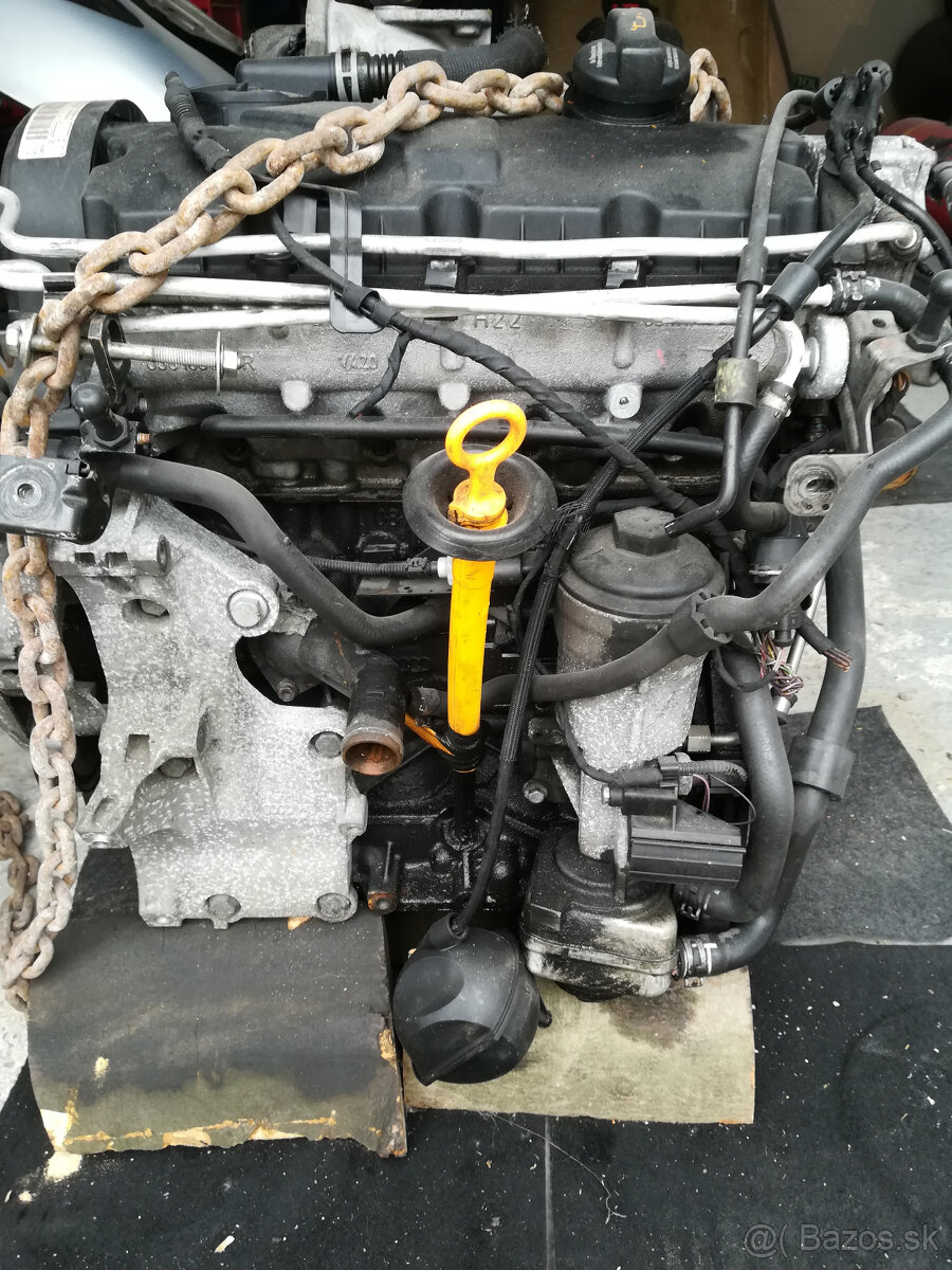 agregat, hlava, blok, motor, vstreky 1.9 Tdi 77kw bxe