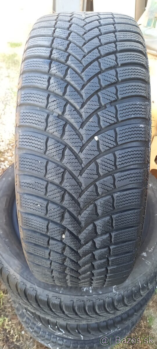 Predám zimné pneu Bridgestone 205/55r16 91h