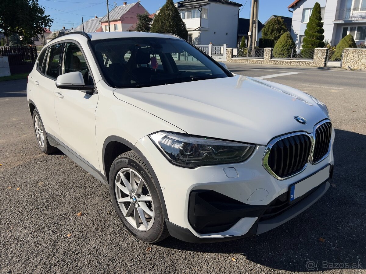 BMW X1 Xdrive 20i Full Led,Slovenské vozidlo,fabricka stk