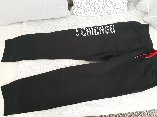 Na predaj chlapč. tepláky Adidas Chicago, veľ. L